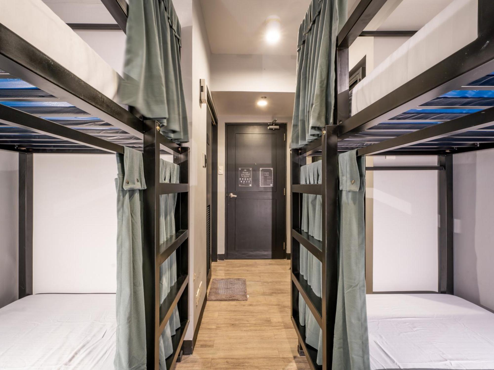 Albergue Mad Monkey Manila Makati City Exterior foto